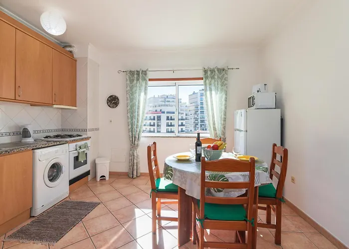 Rocha Retreat - Da Rocha *